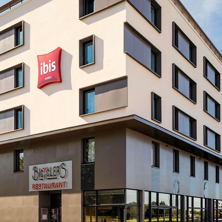 Ibis Saint Quentin En Yvelines - Velodrome Otel Montigny-le-Bretonneux Dış mekan fotoğraf