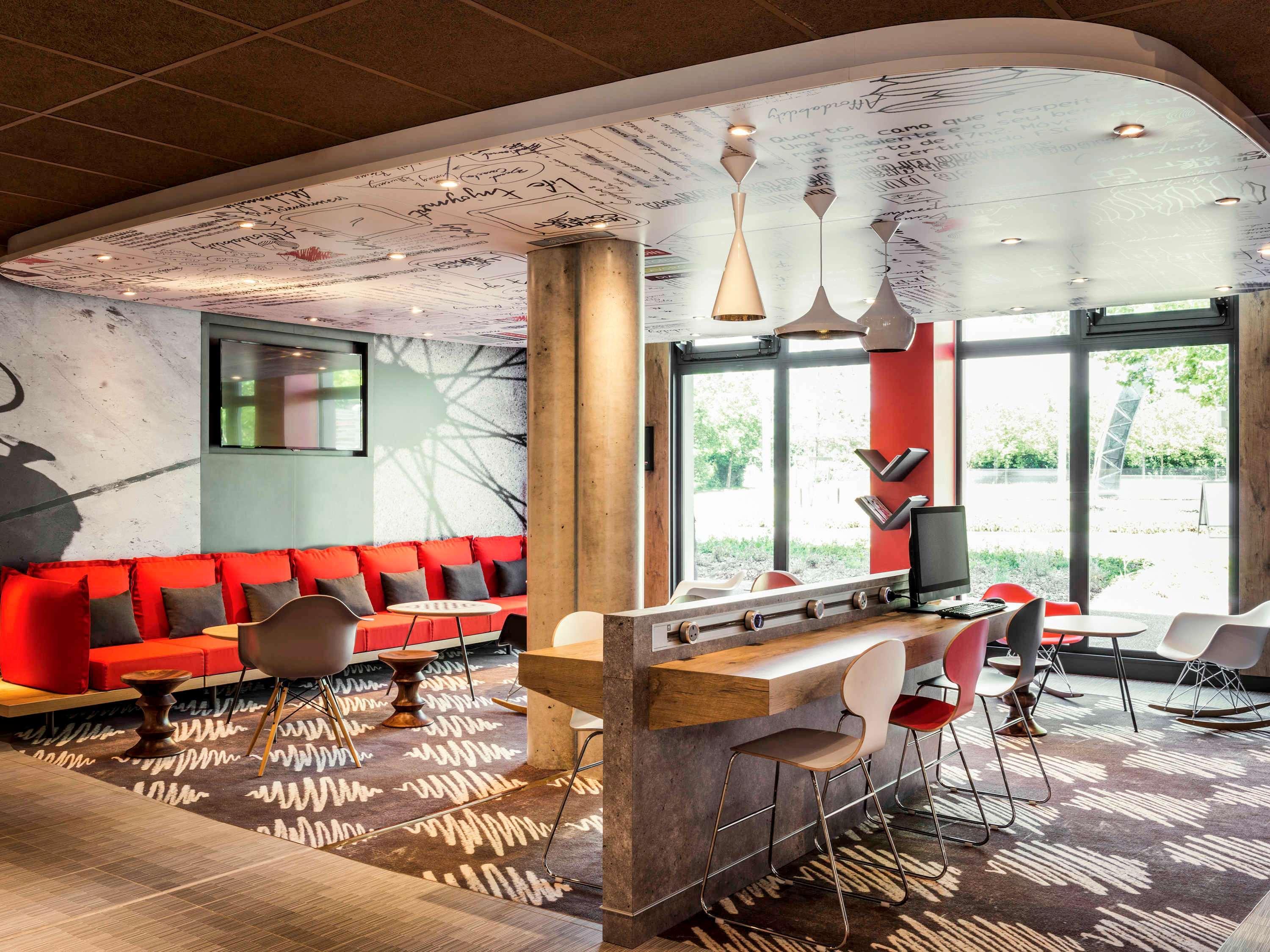 Ibis Saint Quentin En Yvelines - Velodrome Otel Montigny-le-Bretonneux Dış mekan fotoğraf