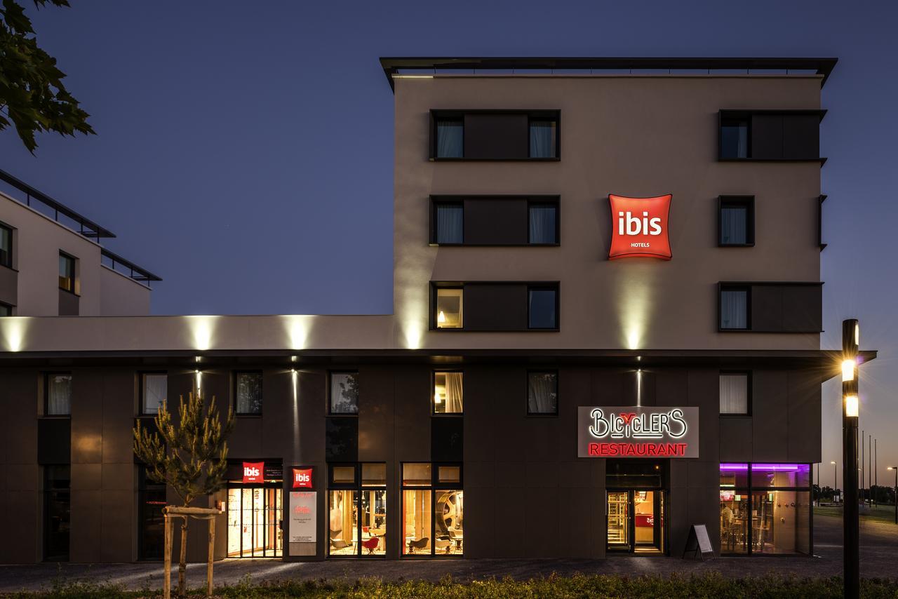 Ibis Saint Quentin En Yvelines - Velodrome Otel Montigny-le-Bretonneux Dış mekan fotoğraf